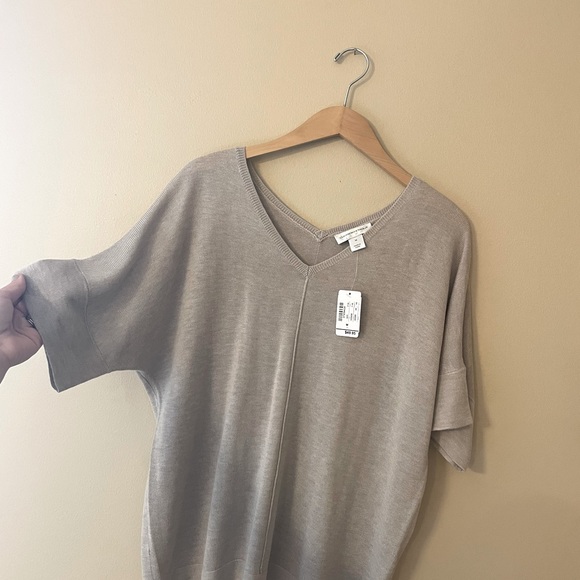 NEW WITH TAGS Christopher & Banks Taupe Lightweight Sweater Top Size Medium - Picture 4 of 8